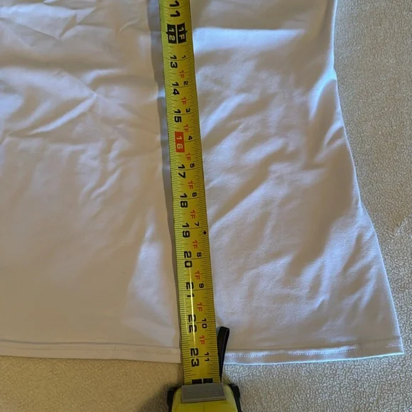 COPY - ALO XS white Tank top - Picture 7 of 7